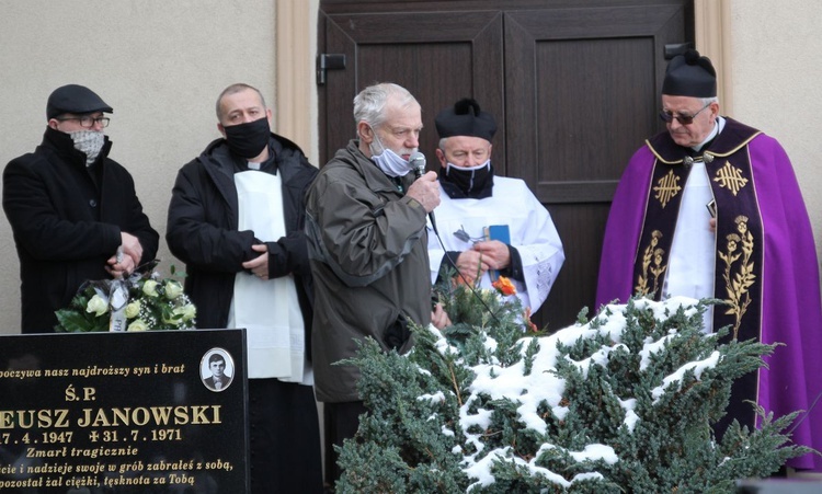 Pogrzeb śp. ks. Juliusza Olejaka w Pisarzowicach