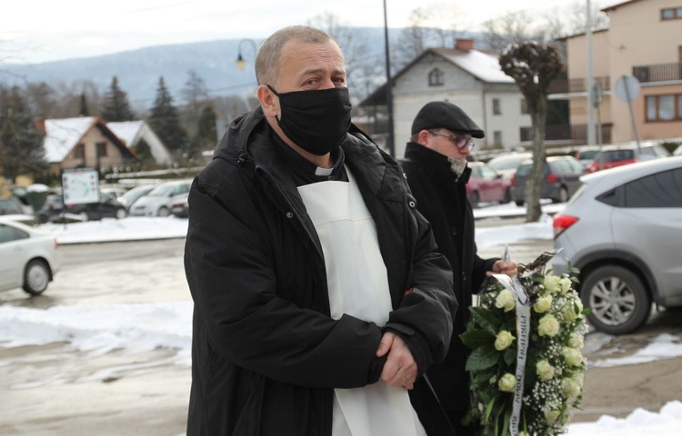 Pogrzeb śp. ks. Juliusza Olejaka w Pisarzowicach