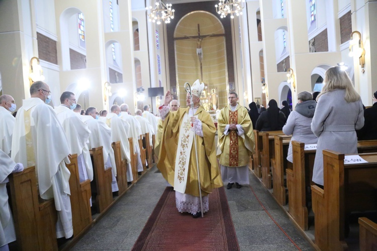 Święcenia biskupie ks. Artura Ważnego