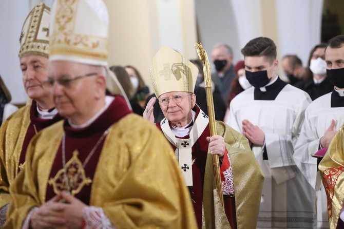 Święcenia biskupie ks. Artura Ważnego