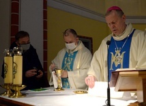 Eucharystia była sprawowana w kościele pw. Świętej Rodziny w Radomiu.