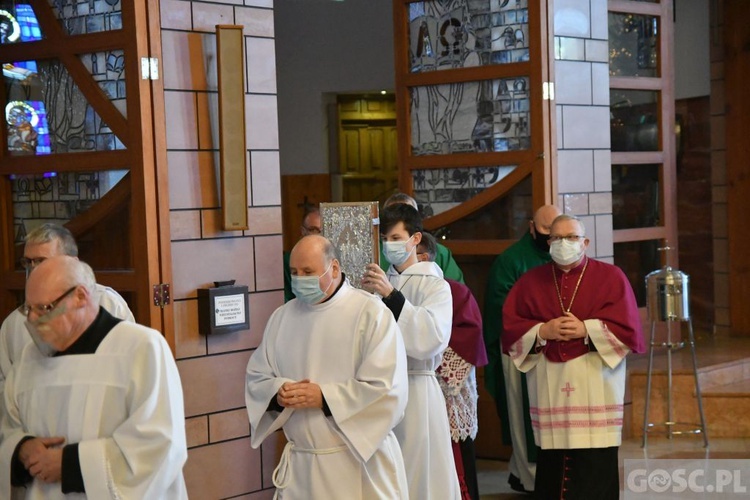 Odsłonięcie pamiątkowej tablicy poświęconej śp. ks. Józefowi Kocołowi