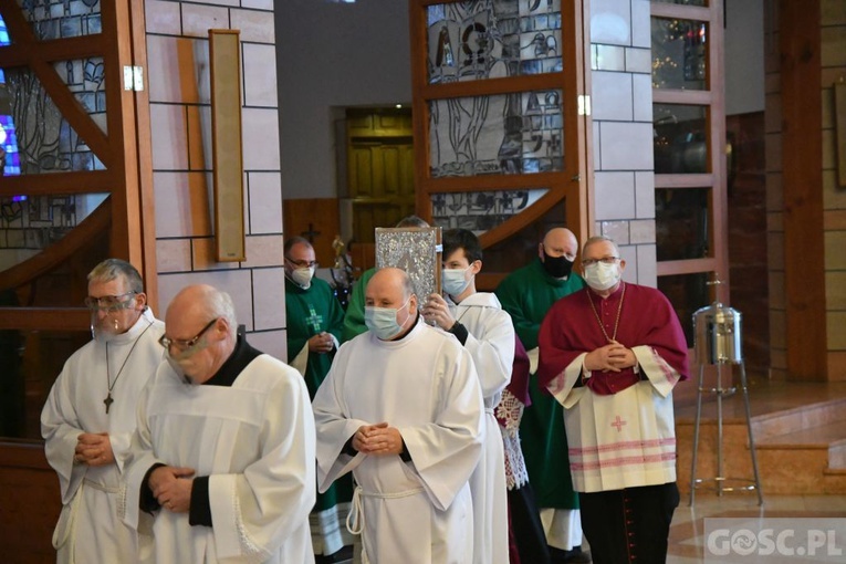 Odsłonięcie pamiątkowej tablicy poświęconej śp. ks. Józefowi Kocołowi