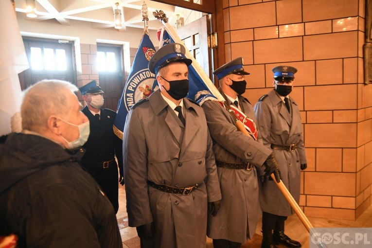 Odsłonięcie pamiątkowej tablicy poświęconej śp. ks. Józefowi Kocołowi