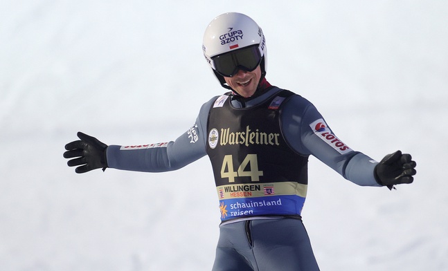 Piotr Żyła zajął drugie miejsce w niedzielnym konkursie Pucharu Świata w skokach narciarskich w Willingen
