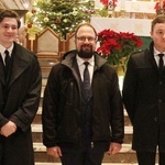 Uczniowie Diecezjalnego Studium Muzyki Kościelnej i ich nauczyciele na Złotych Łanach