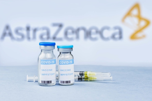 Dworczyk: Seniorzy nie będą szczepieni szczepionką AstraZeneca