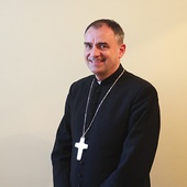 Bp Robert Chrząszcz