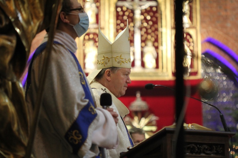 Dzień Życia Konsekrowanego w katedrze wrocławskiej