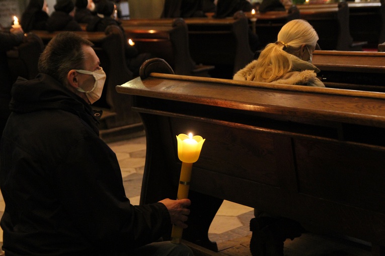 Dzień Życia Konsekrowanego w katedrze wrocławskiej