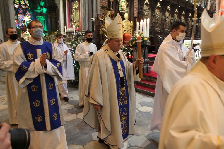 Być miłością w sercu Kościoła. Dzień Życia Konsekrowanego w katedrze wrocławskiej