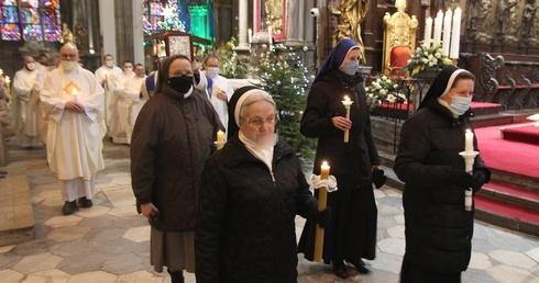 Dzień Życia Konsekrowanego w katedrze wrocławskiej