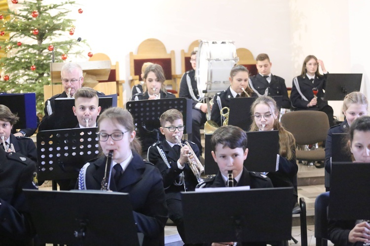 Koncert w Męcinie