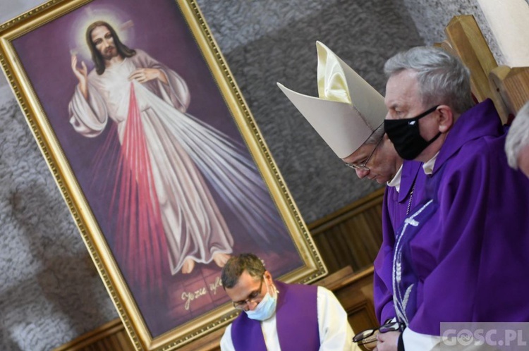 Ostatnie pożegnanie śp. ks. Marka Czerniawskiego