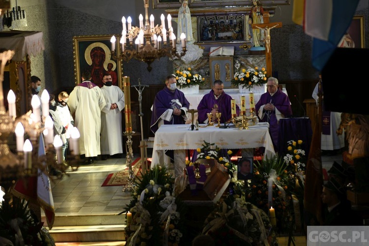 Ostatnie pożegnanie śp. ks. Marka Czerniawskiego