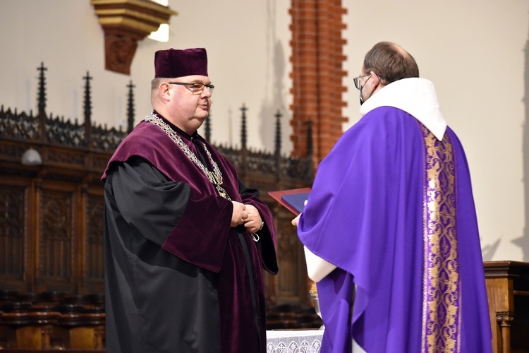 Pogrzeb śp. o. prof. Hugolina Langkammera OFM 