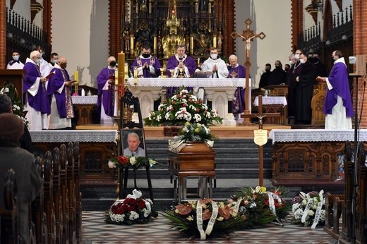 Pogrzeb śp. o. prof. Hugolina Langkammera OFM 