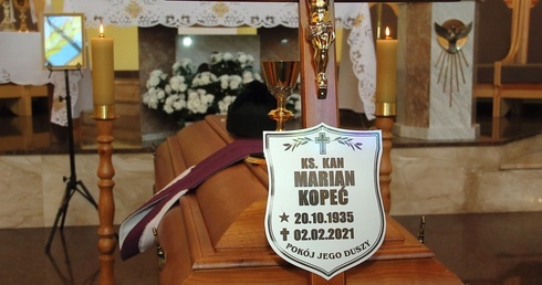 Msza św. pogrzebowa śp. ks. Mariana Kopcia