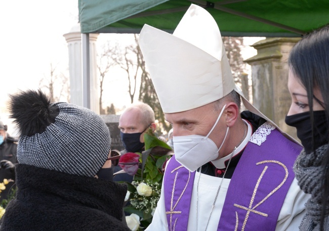 Msza św. pogrzebowa śp. ks. Edwarda Poniewieskiego