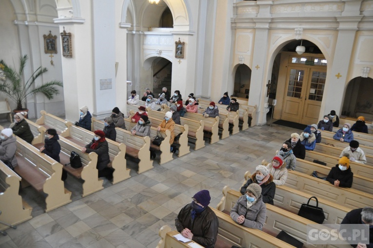 Modlitwa w sanktuarium w Babimoście