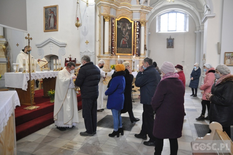 Modlitwa w sanktuarium w Babimoście