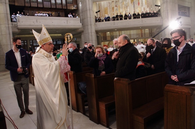 Sakra bp. Roberta Chrząszcza