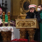 Bp Kamiński: choroba, cierpienie, pandemia - to konkretny człowiek, któremu trzeba służyć