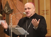 bp. Piotr Greger