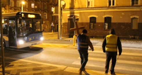 Legnica. Mężczyźni pielgrzymowali