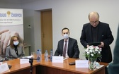 Chorzów. Spotkanie abp. Wiktora Skworca z przedstawicielami służby zdrowia