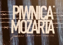 Jarosław Trześniewski-KwiecieńPiwnica MozartaFundacja Duży FormatWarszawa 2020ss. 32