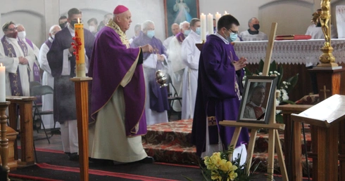 Pożegnanie śp. ks. Jana Nowaka