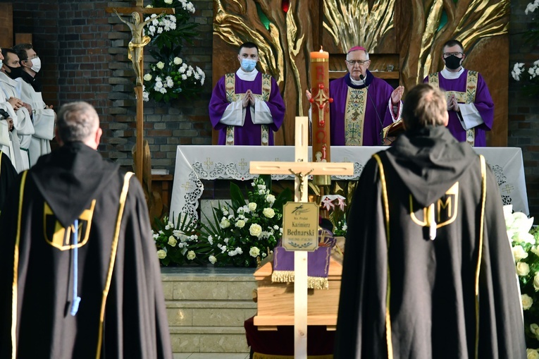 Pogrzeb śp. ks. prał. Kazimierza Bednarskiego