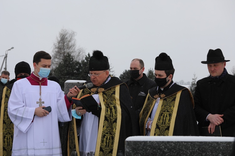 Pogrzeb śp. ks. dr. Czesława Gaca w Bestwinie