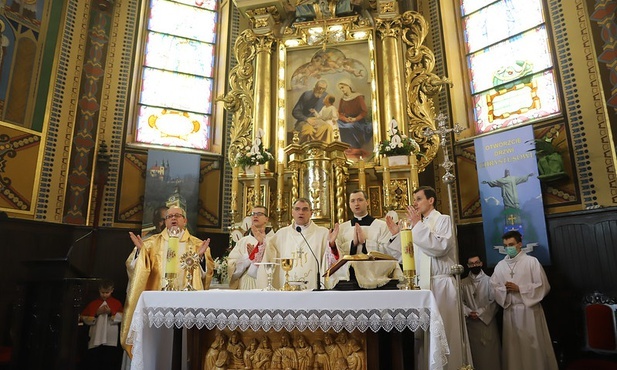 Módlcie się za mnie. Prymicje bp. Chrząszcza w rodzinnej Kalwarii