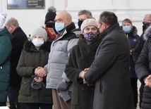 Lubiąż. Prawdziwą przyjaźń i miłość w biedzie rozpoznasz