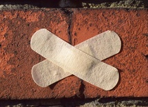 To pęknięcia nie naprawi