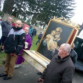 	Poprzednia peregrynacja obrazu opiekuna Świętej Rodziny objęła wszystkie diecezjalne parafie.