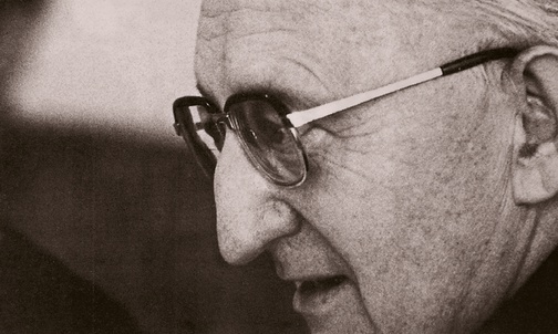 Ksiądz Franciszek Blachnicki w ośrodku Marianum w Carlsbergu w 1983 roku.