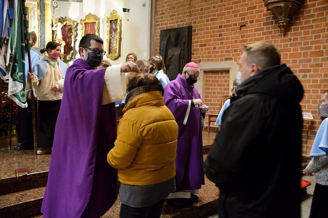 Środa Popielcowa w katedrze opolskiej