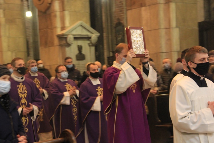 Środa Popielcowa we wrocławskiej katedrze