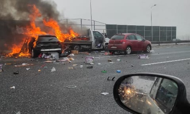 Gliwice. Wypadek i pożar na autostradzie A4