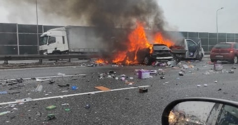 Gliwice. Wypadek i pożar na autostradzie A4