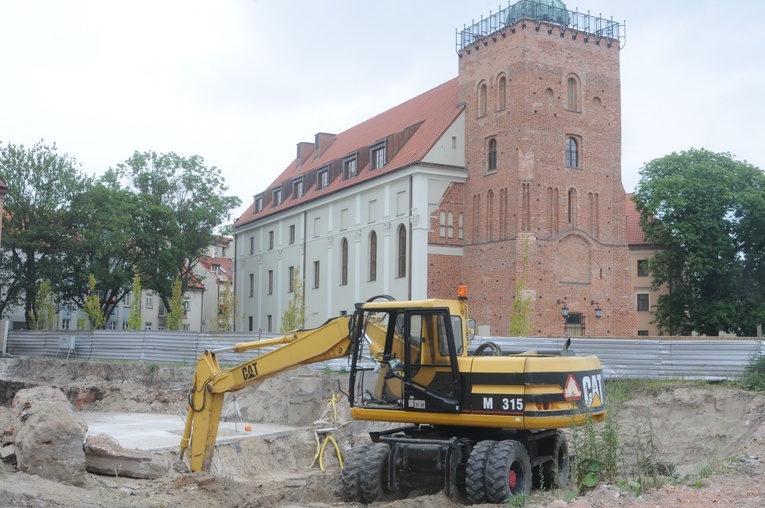 Rozbudowa sanktuarium