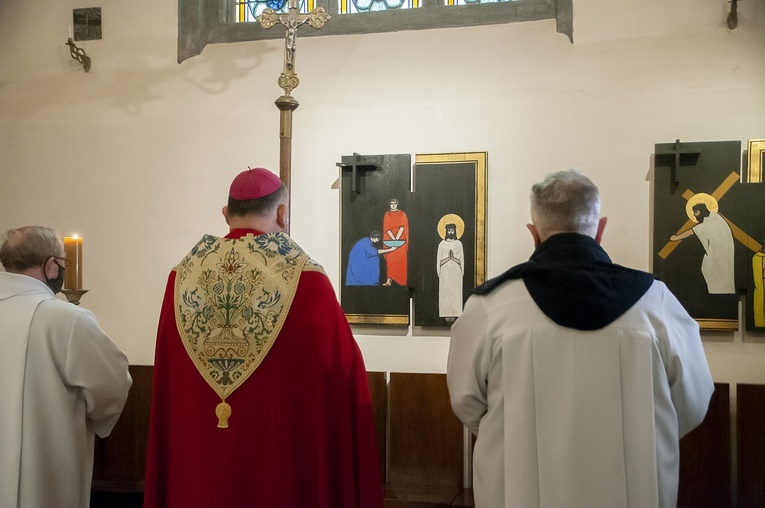 Droga Krzyżowa w intencji ofiar 