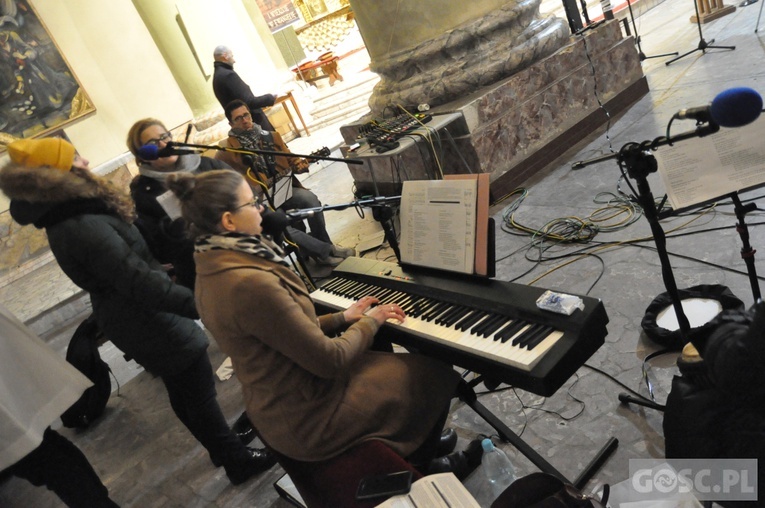 Ruszyły Pielgrzymkowe Drogi Krzyżowe 