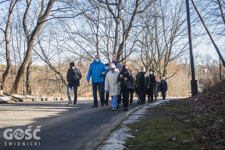 Marsz Pamięci ku czci więźniów deportowanych z obozów zagłady