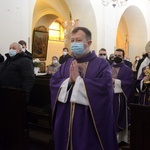 Kietrz. Wprowadzenie relikwii bł. ks. Henkesa