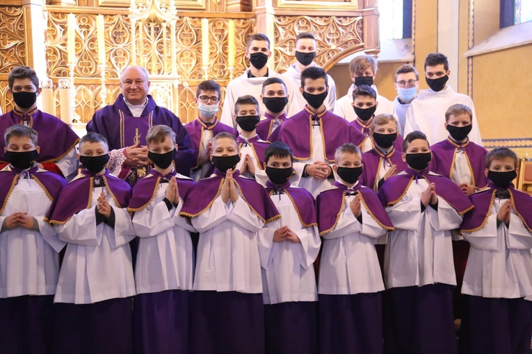 Nowi ministranci z Przyszowej