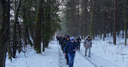 Przez śnieg, prawie jak w Zakopanem 